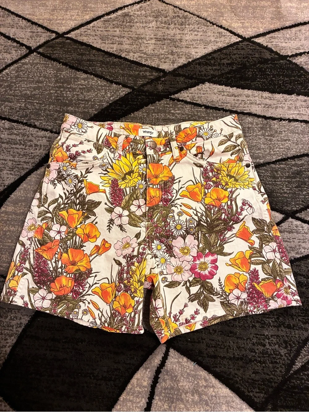 Wrangler White Floral High-Waist Shorts with Orange & Yellow Blooms